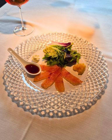 Restaurant-Kupferpfanne-Fuerth-Tischreservierung-Gemuetlich-Gehobene-Kueche-4-Gang-Menue-Vorspeise-Lachs