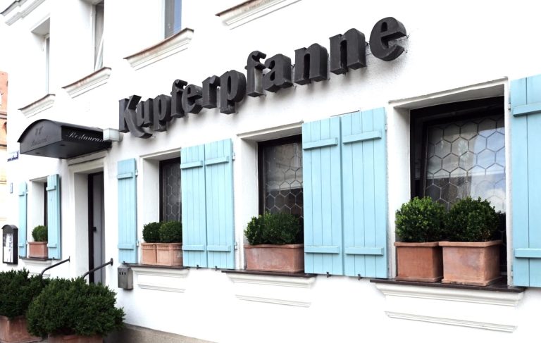 Restaurant-Kupferpfanne-Fuerth-Tischreservierung-Gemuetlich-Gehobene-Kueche.jpeg Restaurant-Kupferpfanne-Fuerth-Tischreservierung-Gemuetlich-Gehobene-Kueche